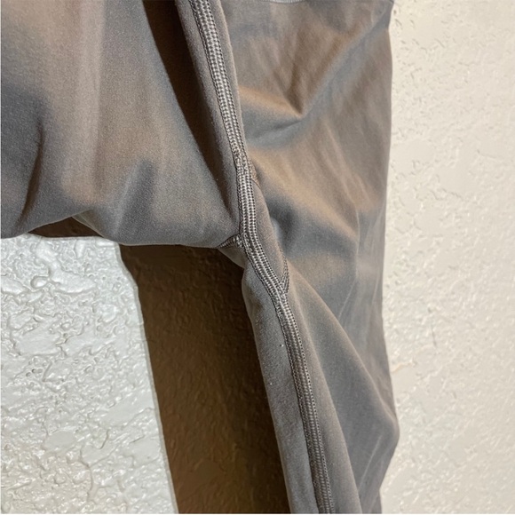 Bundle Lululemon athletic set sports bra and leggings - Picture 8 of 12